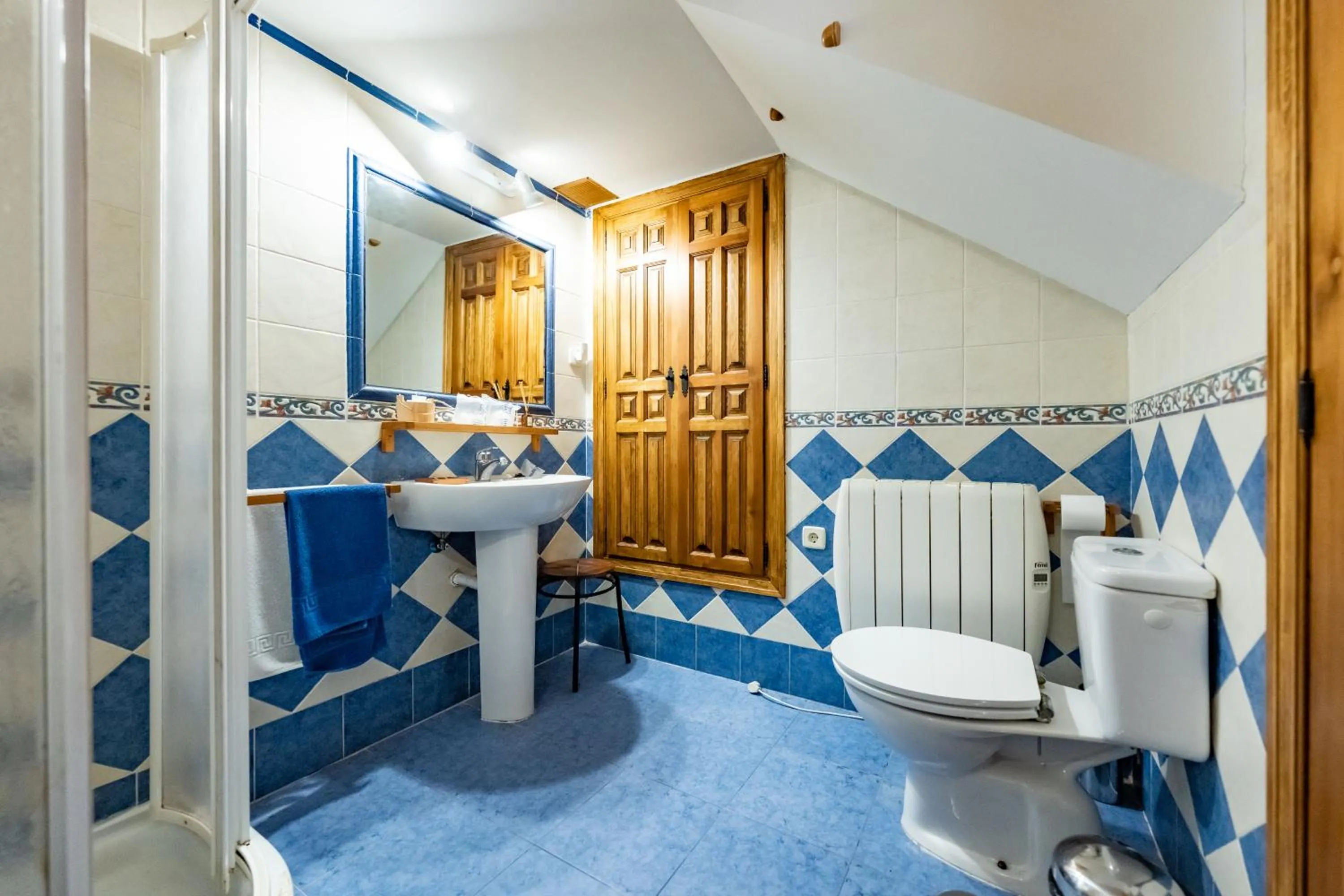 Shower in Posada El Aprisco Manjirón