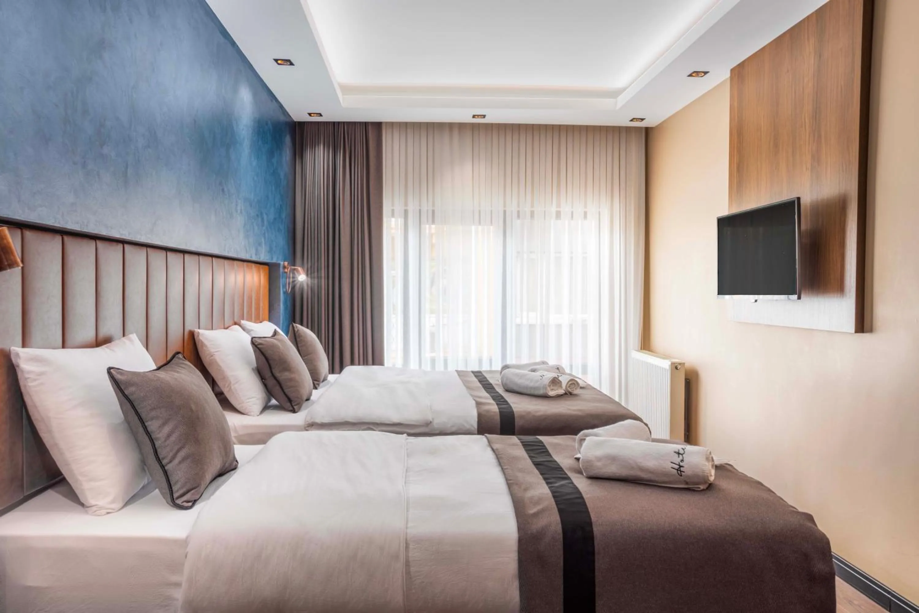 Photo of the whole room, Bed in Marlon Hotel