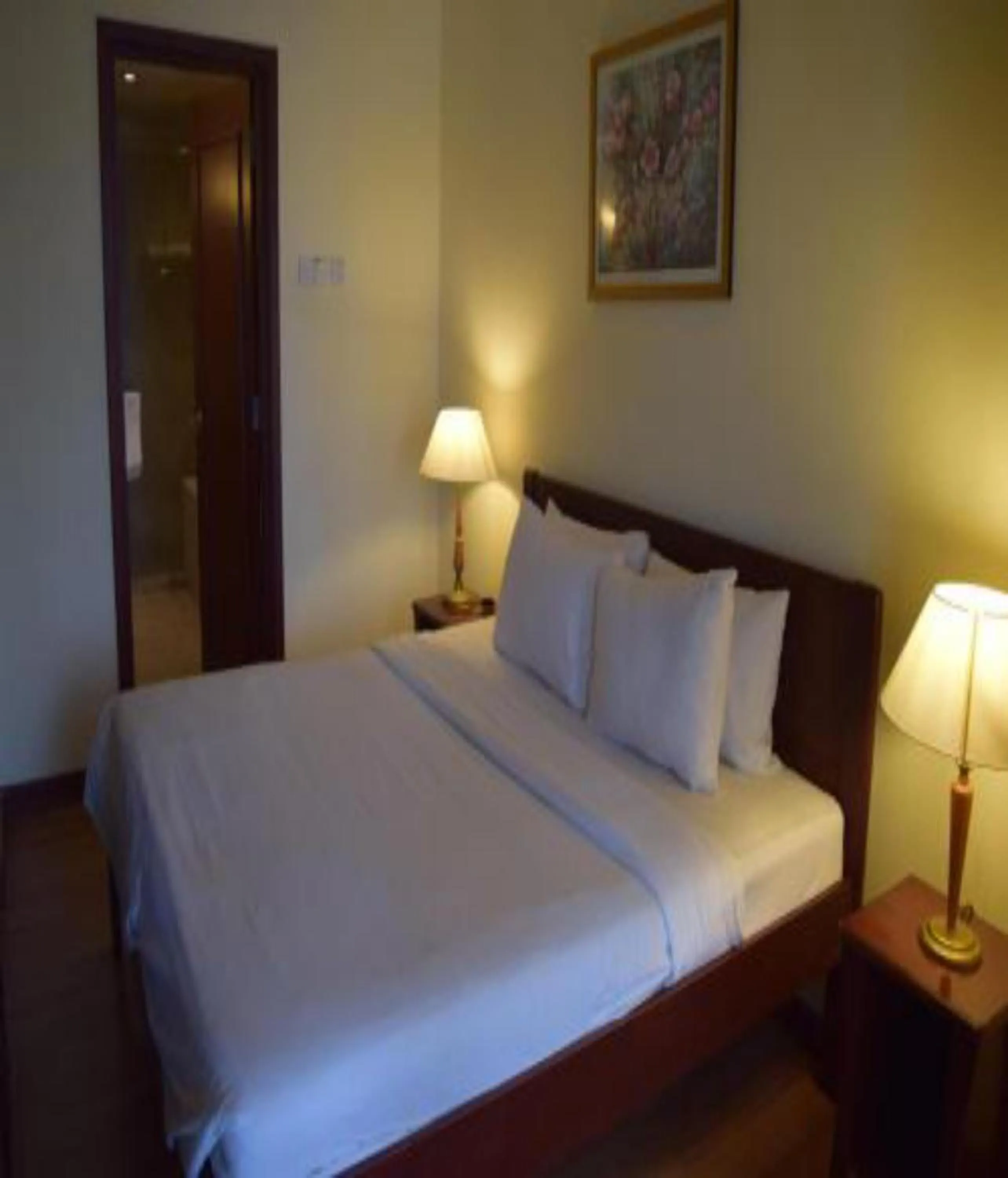 Bedroom in EMAS Service Suite Times Square