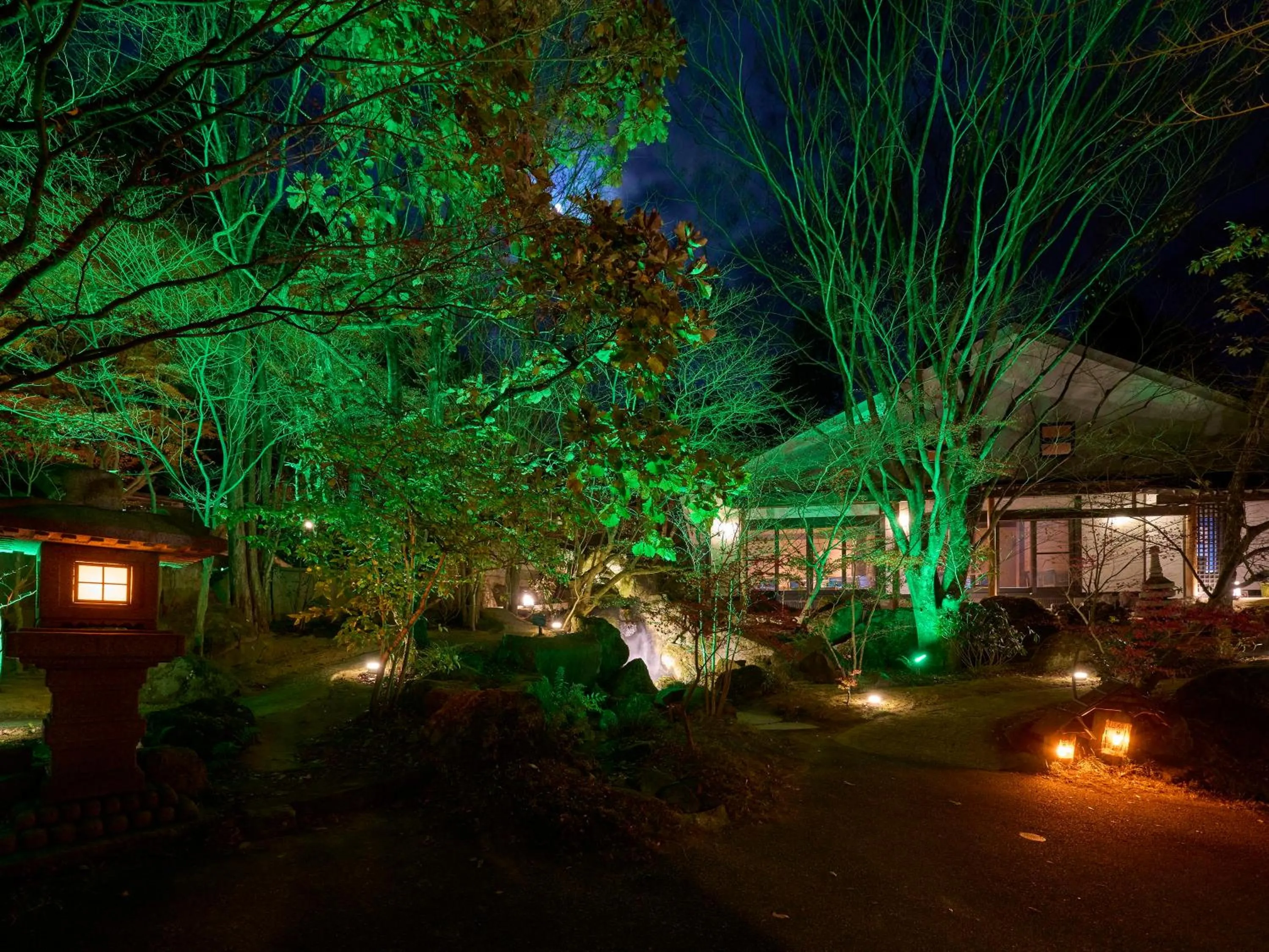 Property building in Yufuin Rakuyu