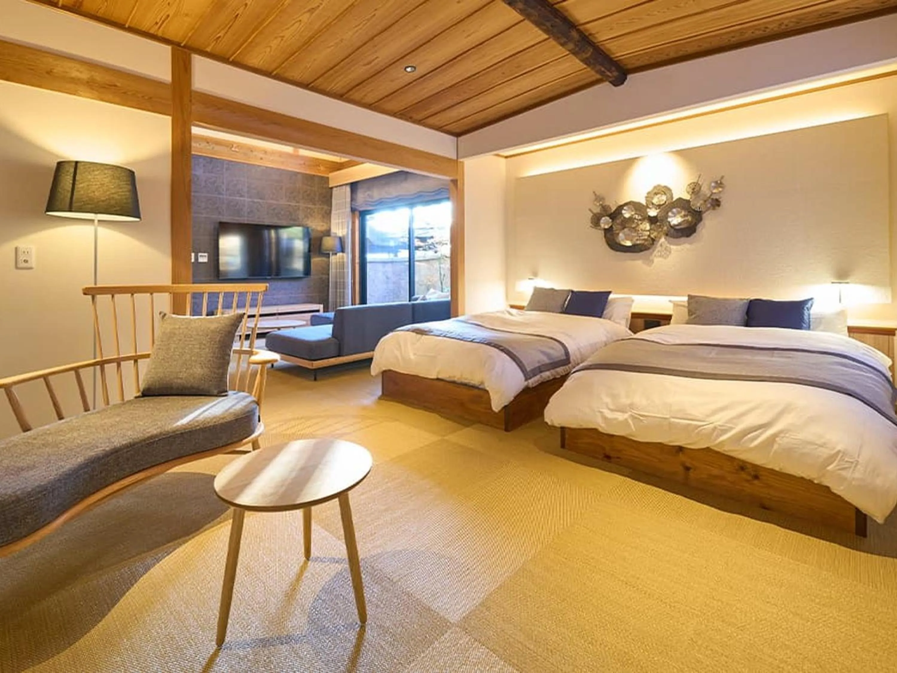 Photo of the whole room, Bed in Yufuin Rakuyu