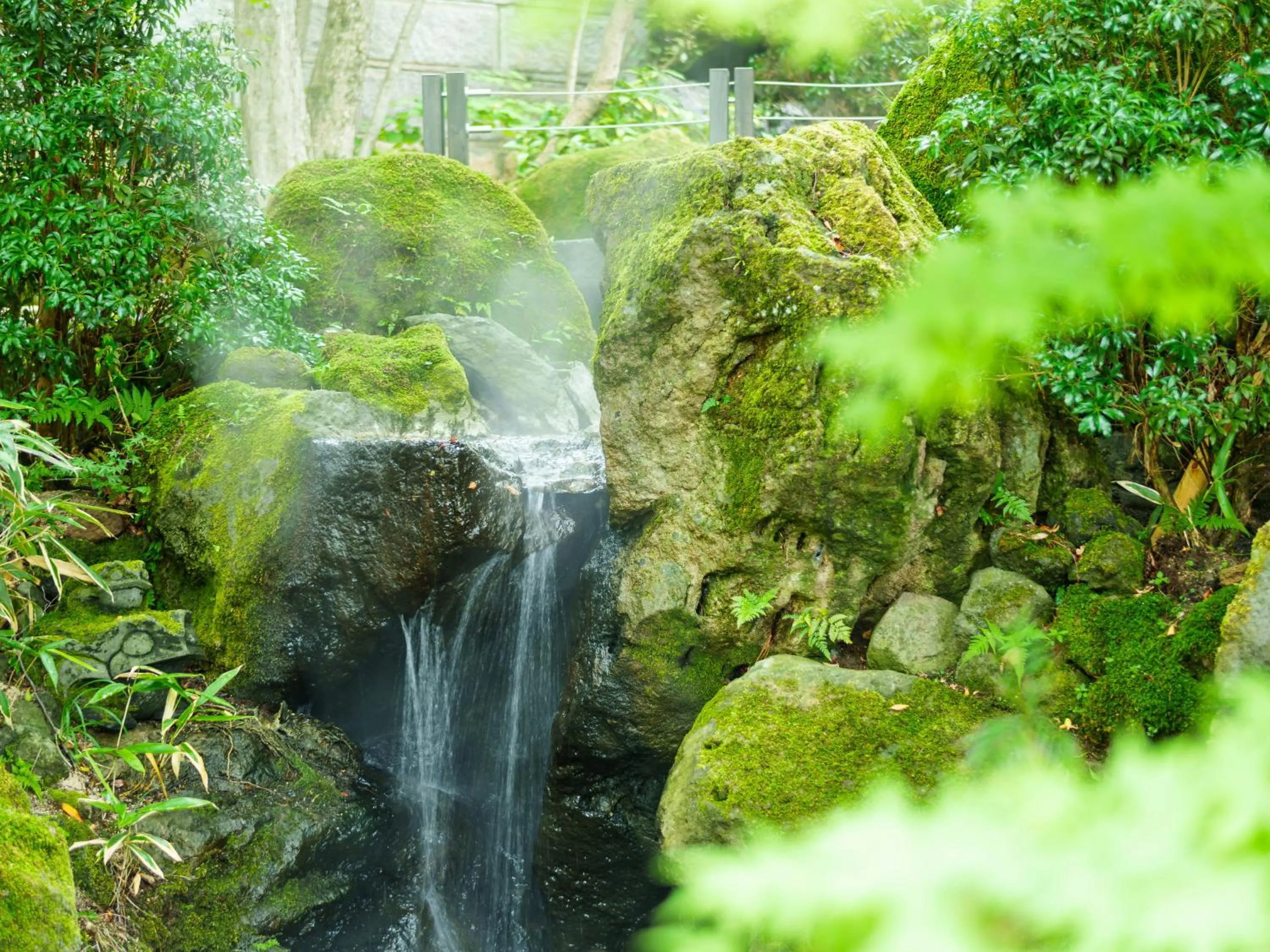 Area and facilities in Yufuin Rakuyu