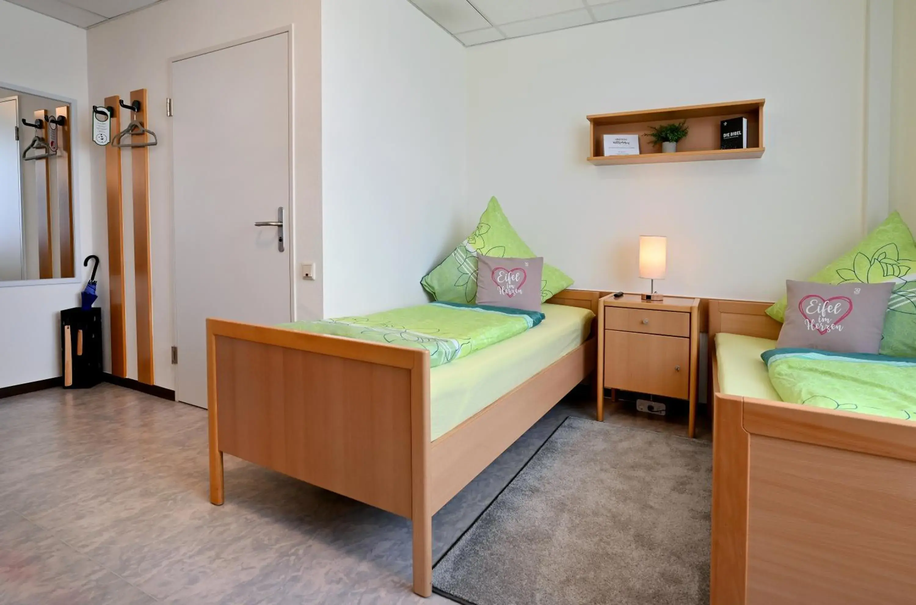 Twin Room with Private Bathroom - single occupancy in Gästehaus St. Martin Twin Room with Private Bathroom - single occupancy in Gästehaus St. Martin