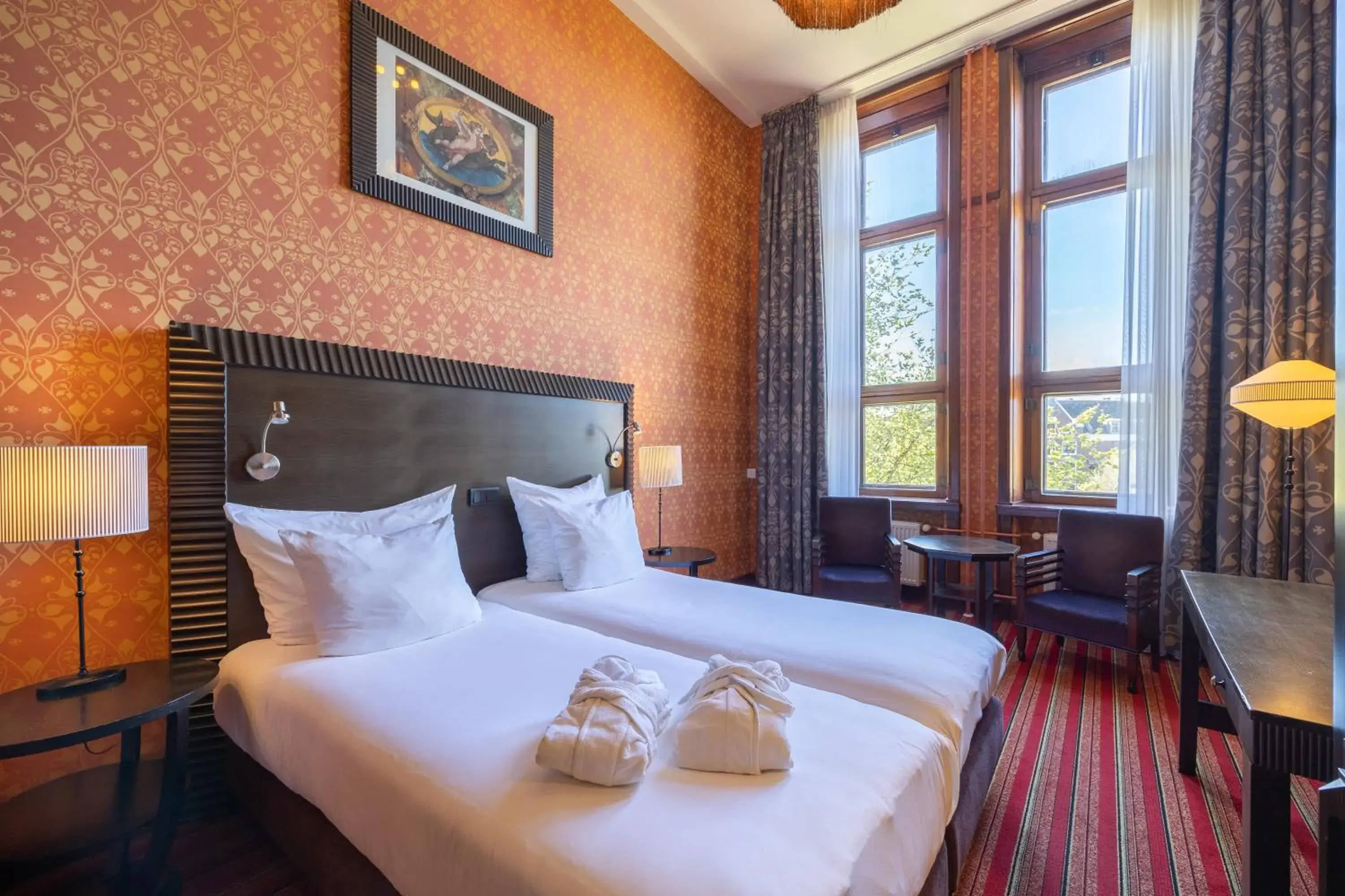 Deluxe Room with Canal View in Grand Hotel Amrâth Amsterdam Deluxe Room with Canal View in Grand Hotel Amrâth Amsterdam