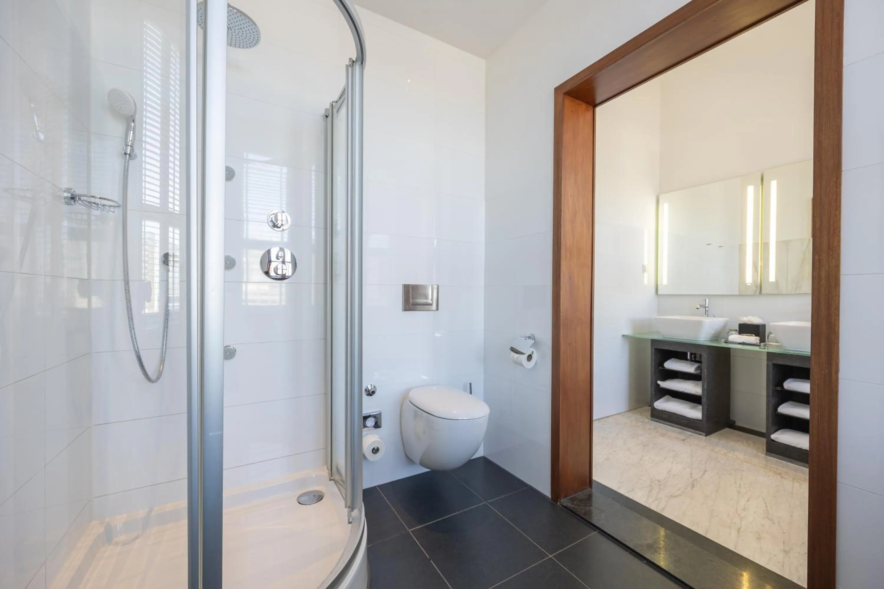 Toilet in Grand Hotel Amrâth Amsterdam