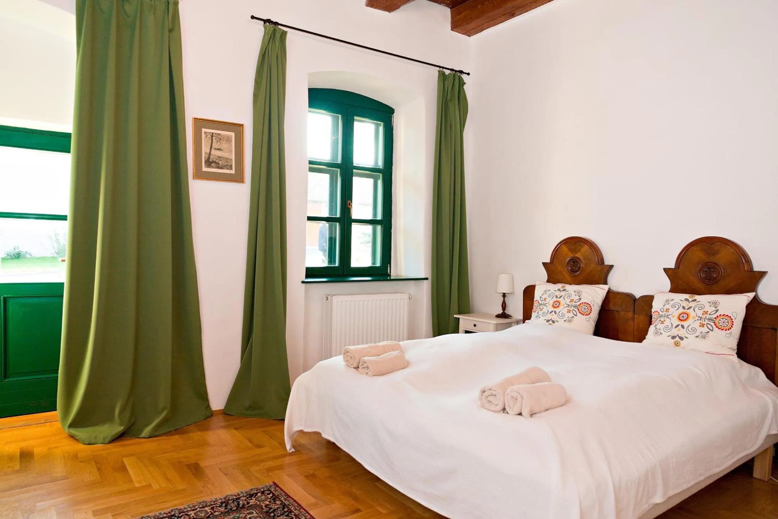 Double or Twin Room with Garden View - single occupancy in Barta Pince Vendégház Mád