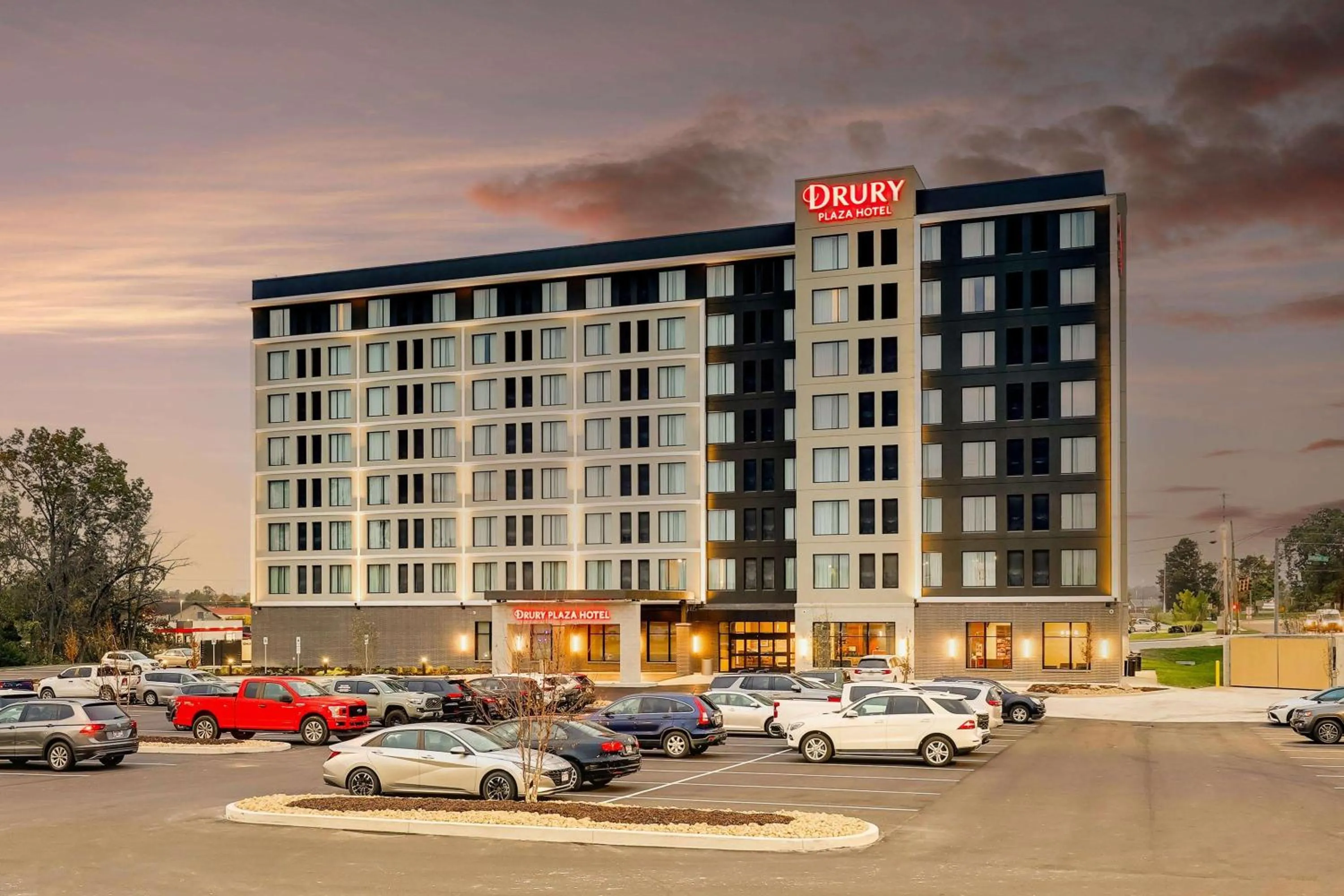 Property building in Drury Plaza Hotel Chattanooga Hamilton Place