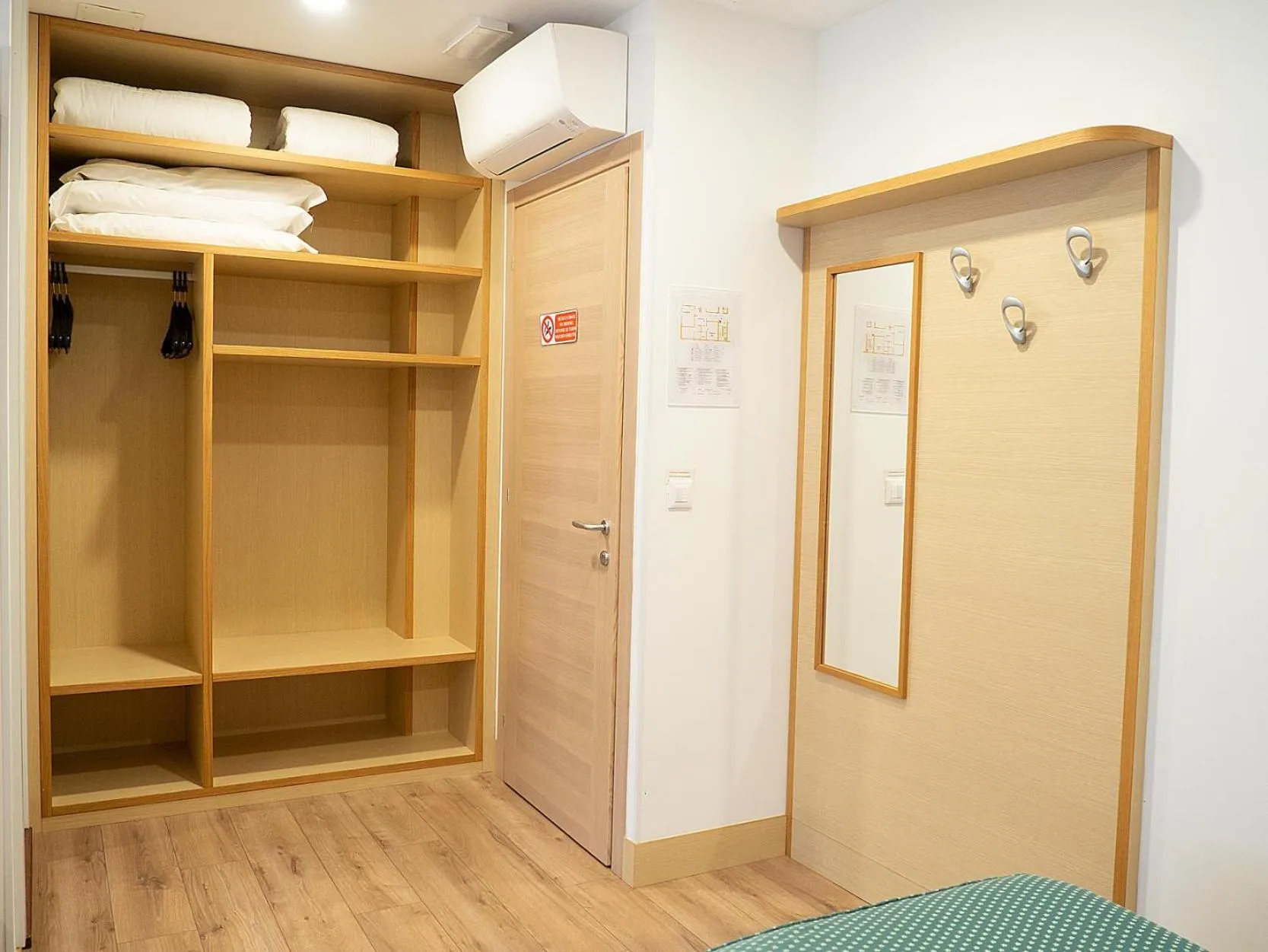 Bed in Al Benvenuto Hotel & Restaurant