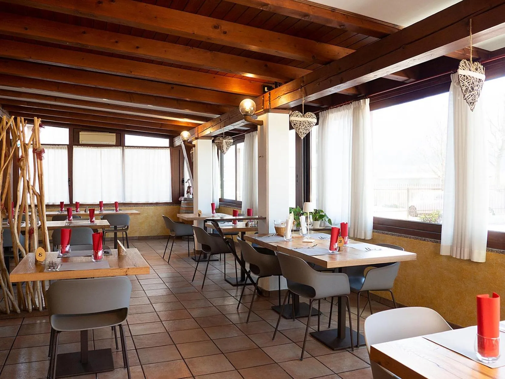 Restaurant/places to eat in Al Benvenuto Hotel & Restaurant