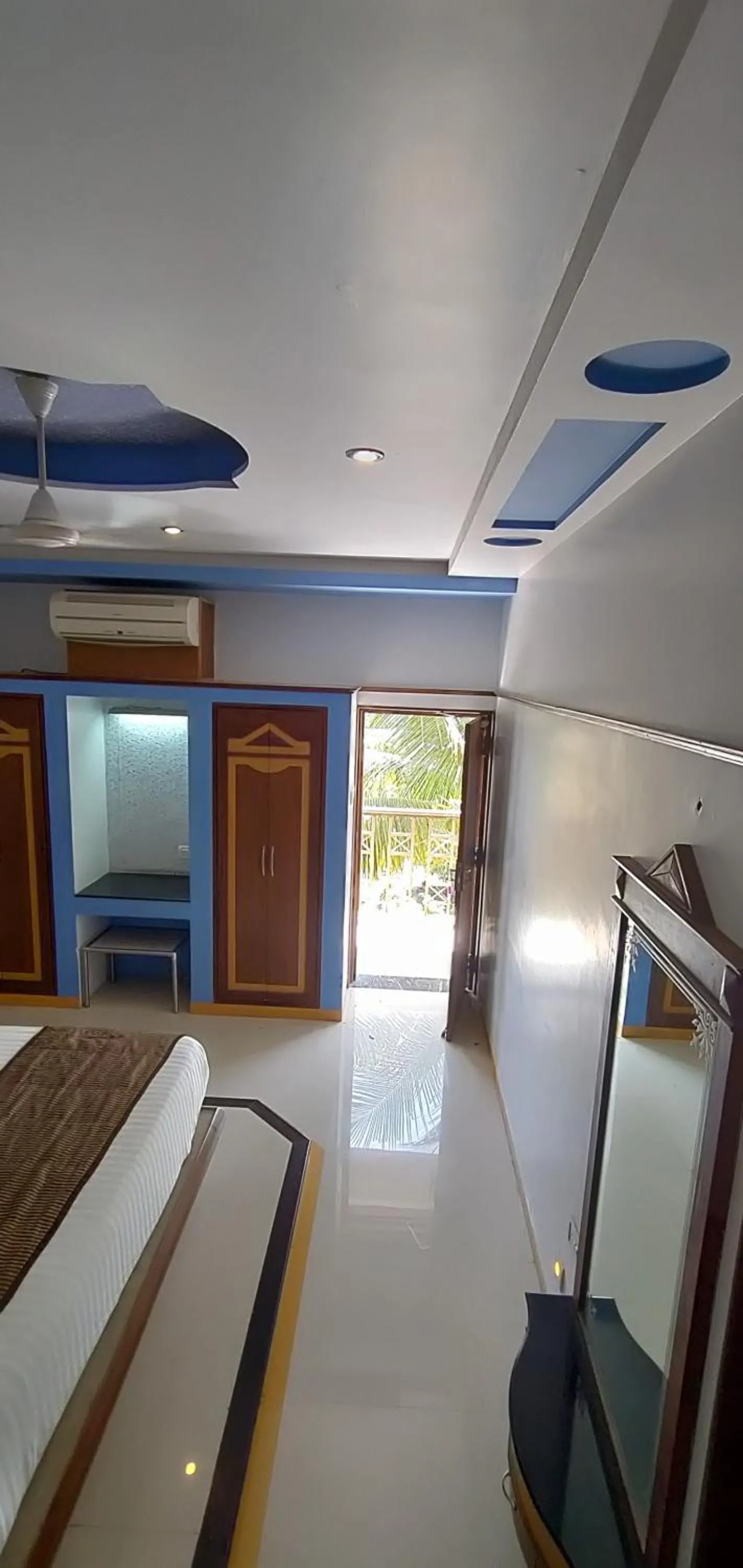 Photo of the whole room, Bed in Amidhara Resort