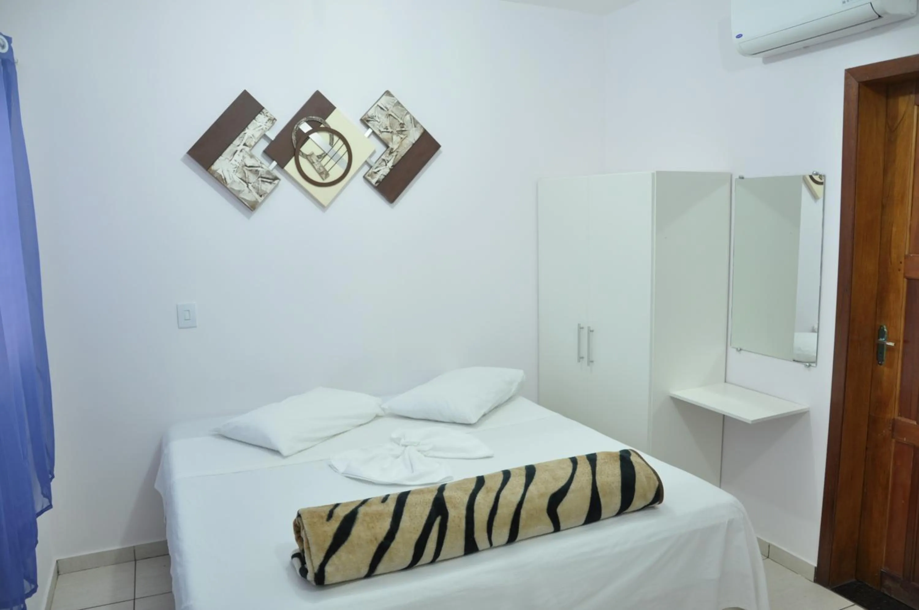 Bedroom, Bed in Sanches Hotel