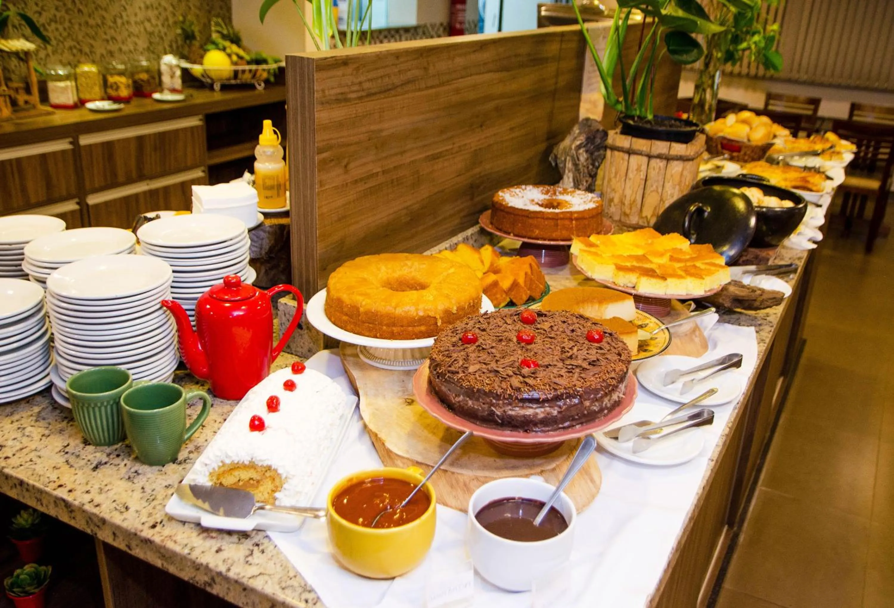 Food and drinks in Hotel Zé Maria