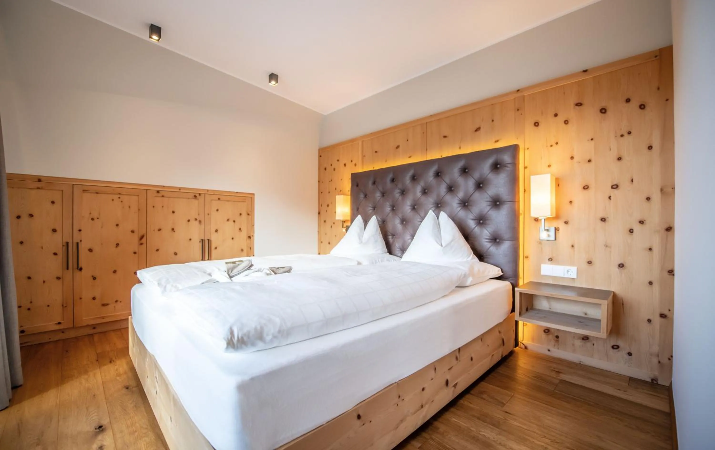 Photo of the whole room, Bed in Hotel DAS ROYAL in Obereggen