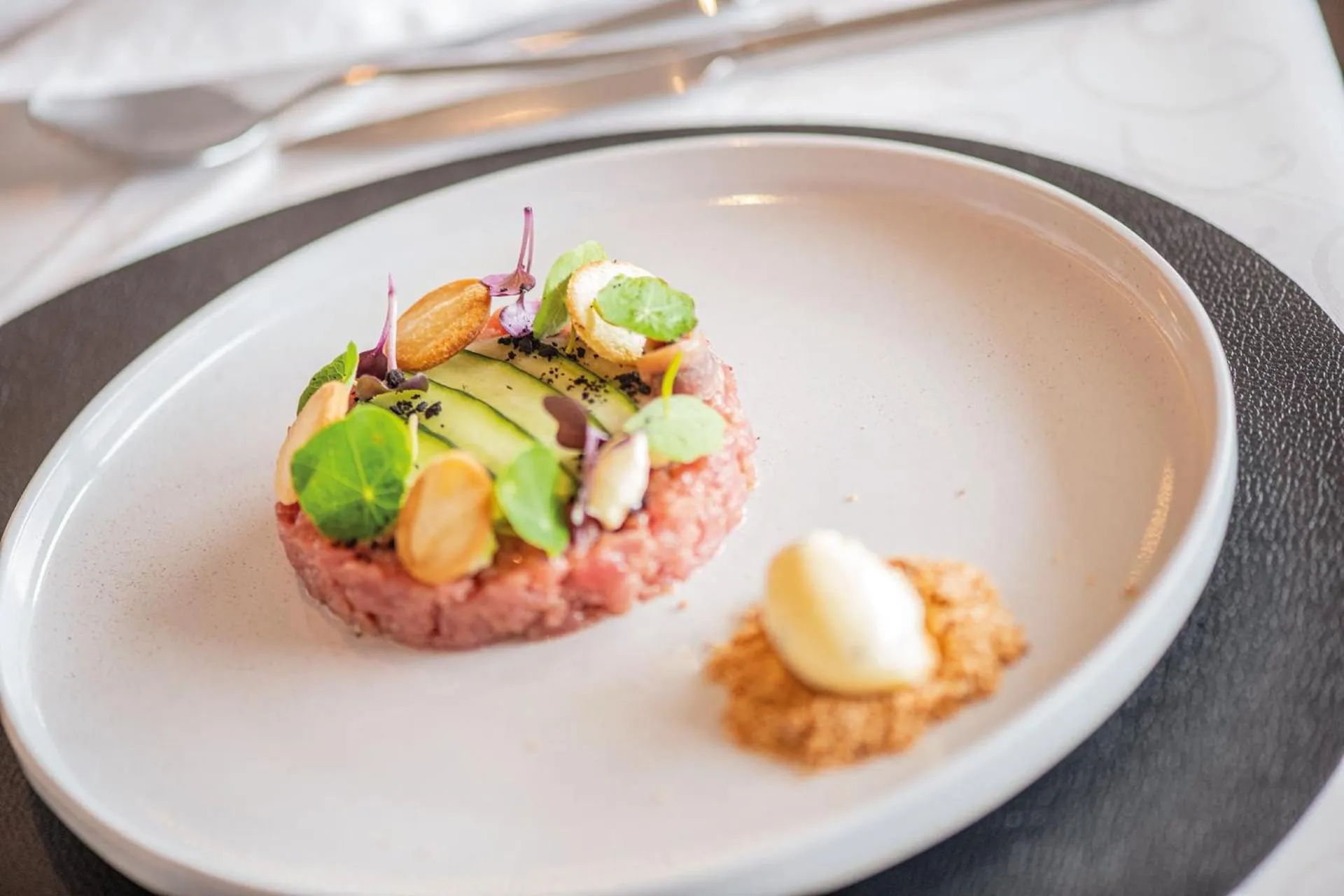 Food and drinks in Hotel DAS ROYAL in Obereggen