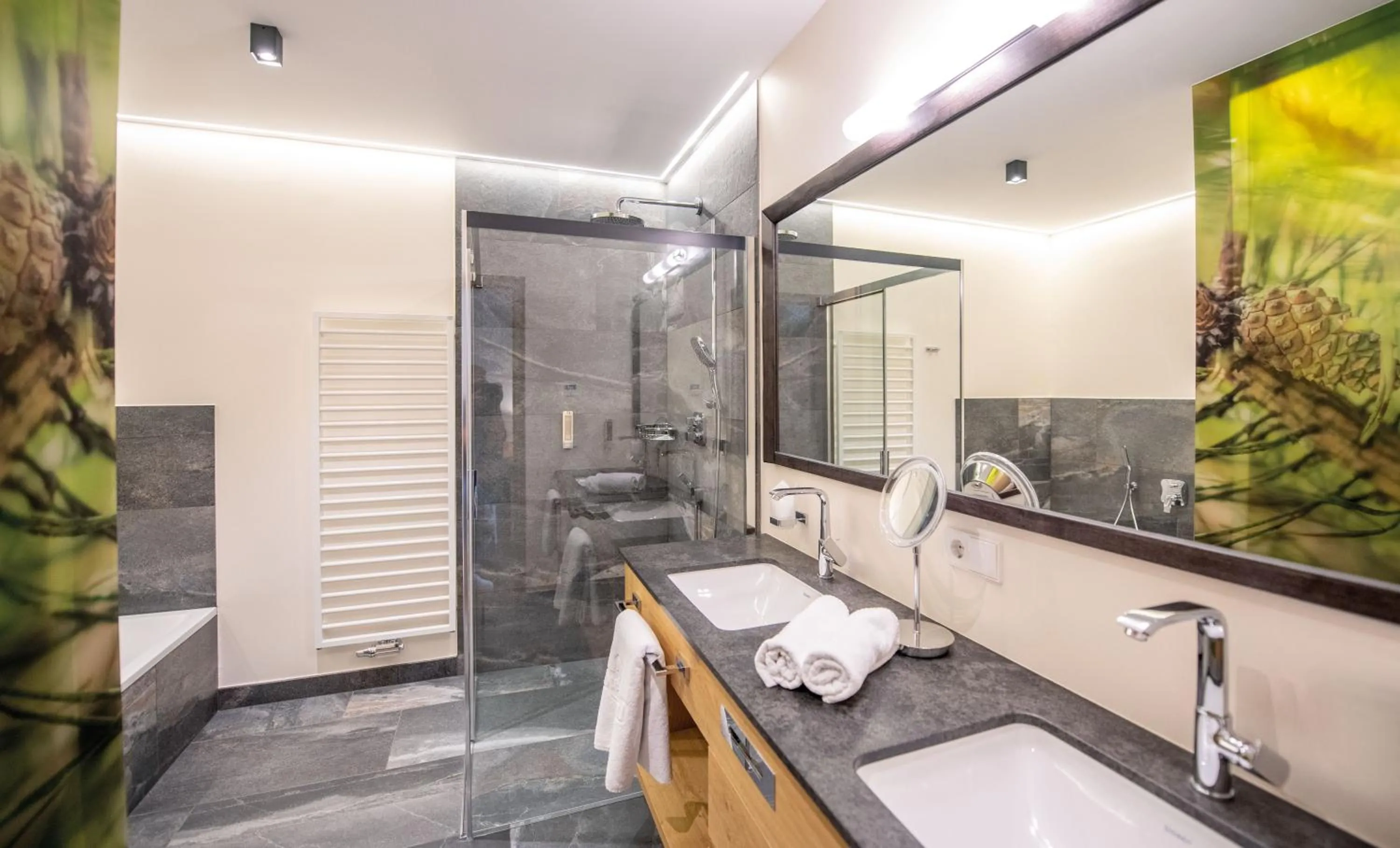 Bathroom in Hotel DAS ROYAL in Obereggen