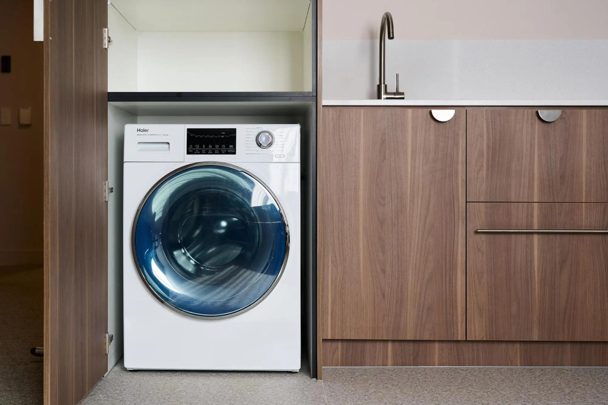 laundry in Abode Phillip