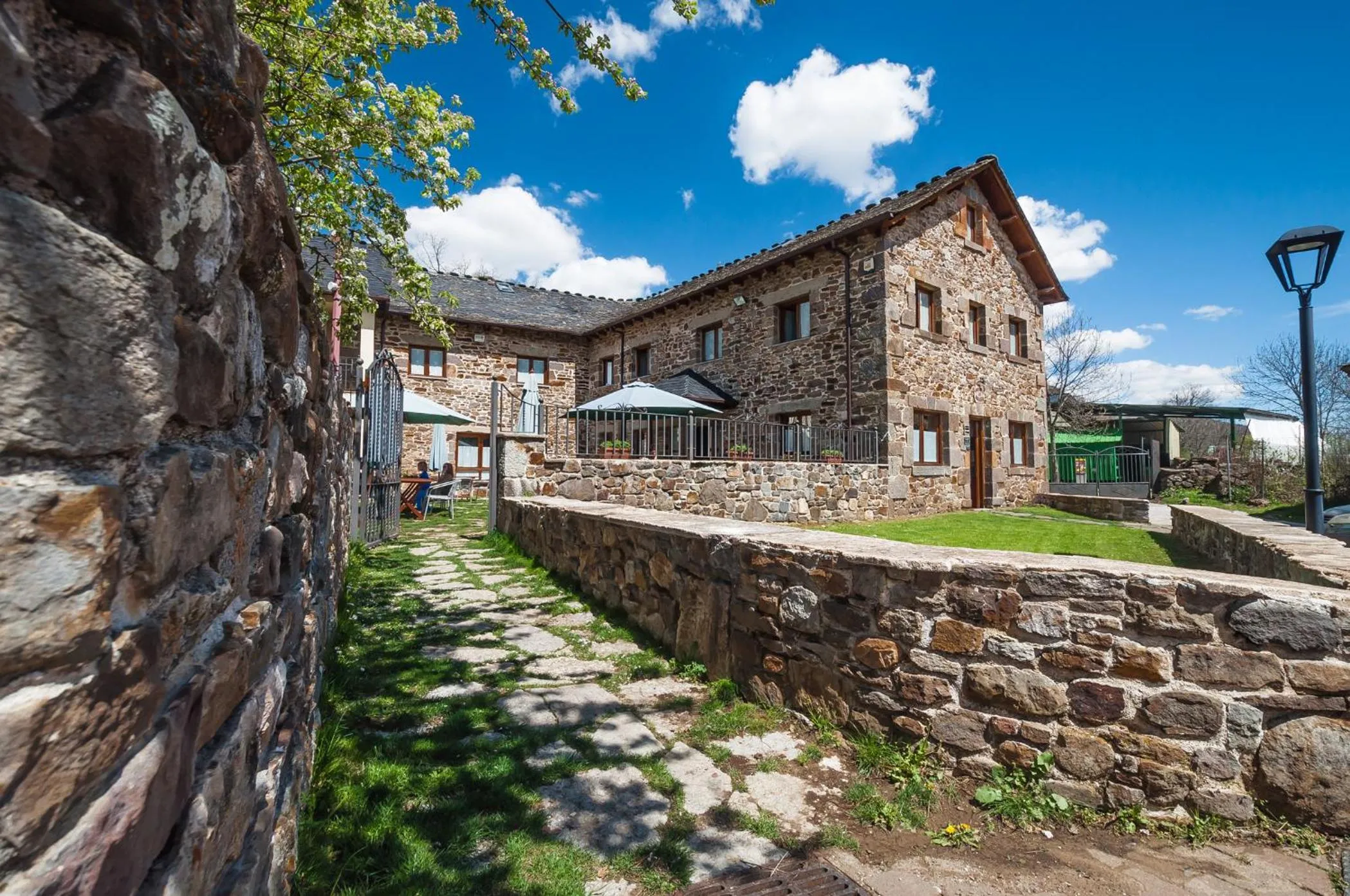 Property building in Hotel Rural La Bolera