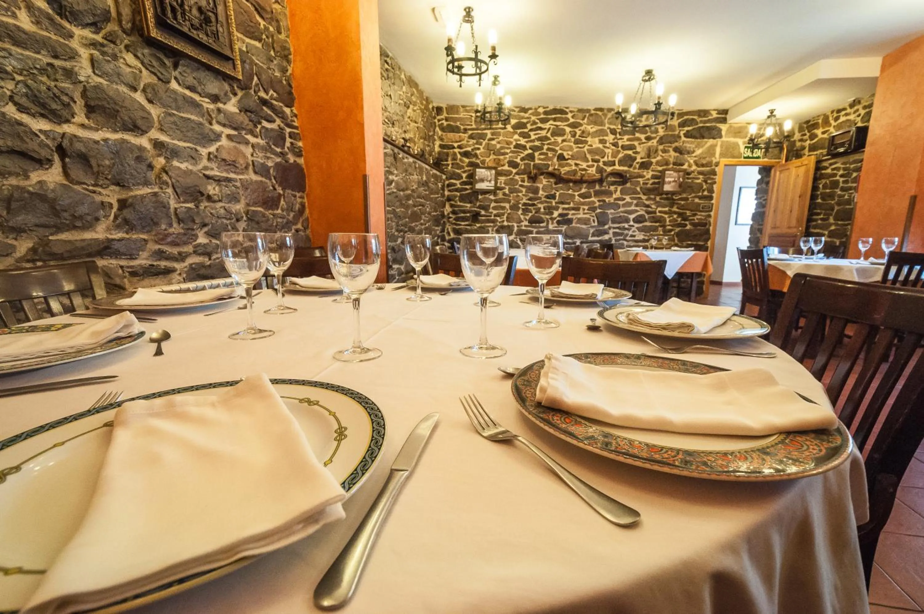 Restaurant/places to eat in Hotel Rural La Bolera