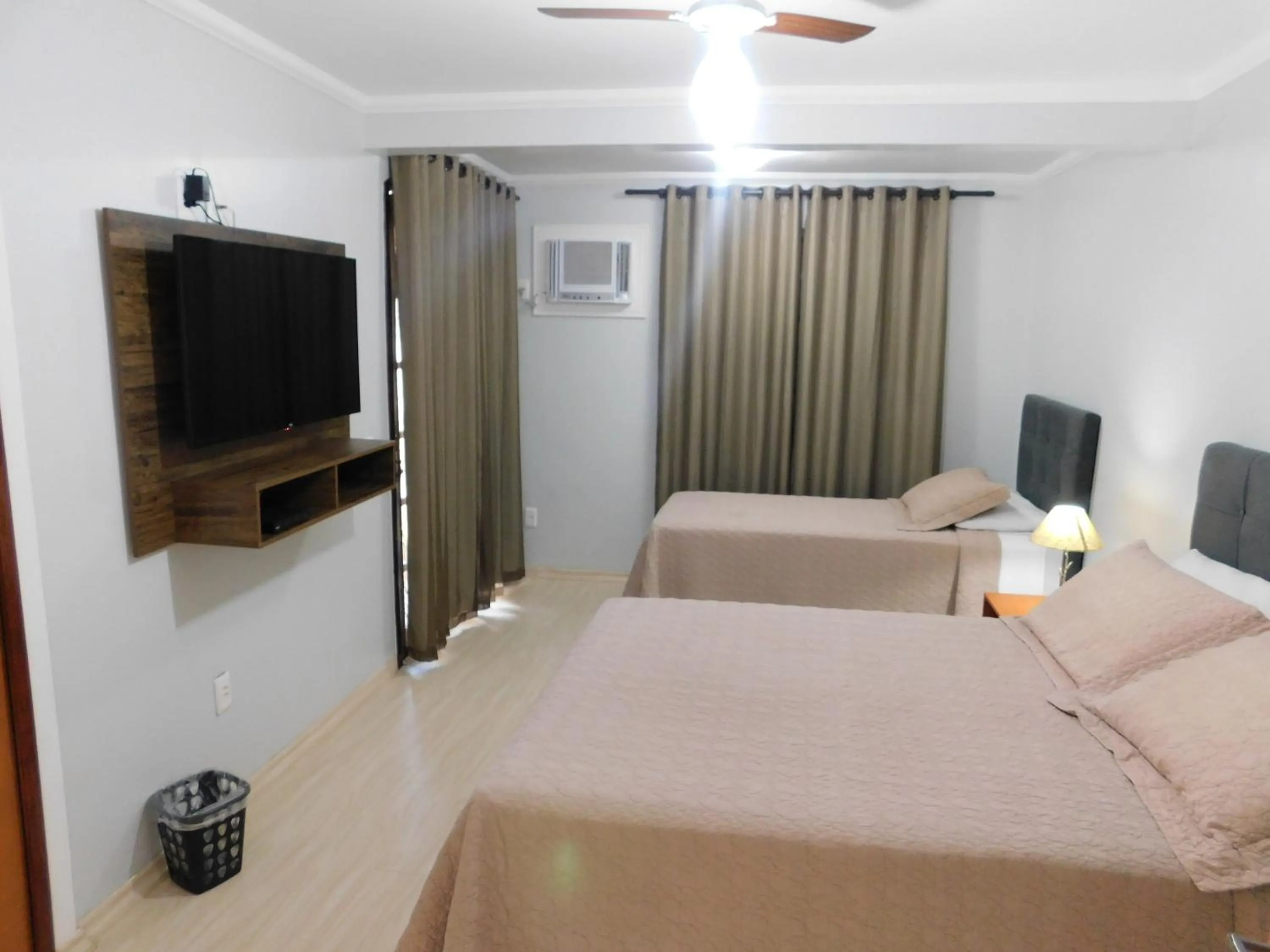 Photo of the whole room, Bed in Hotel Real São Lourenço