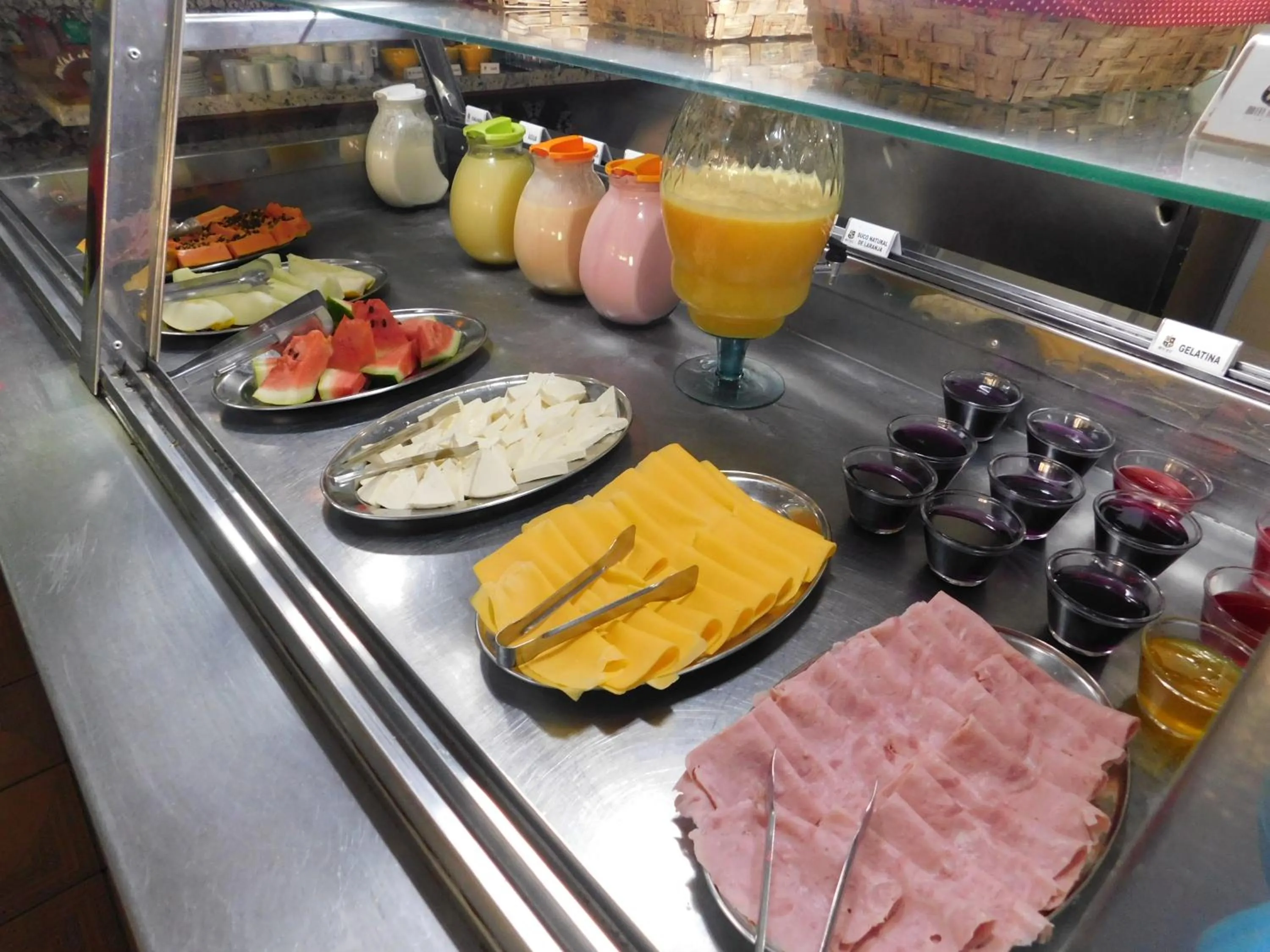 Breakfast in Hotel Real São Lourenço