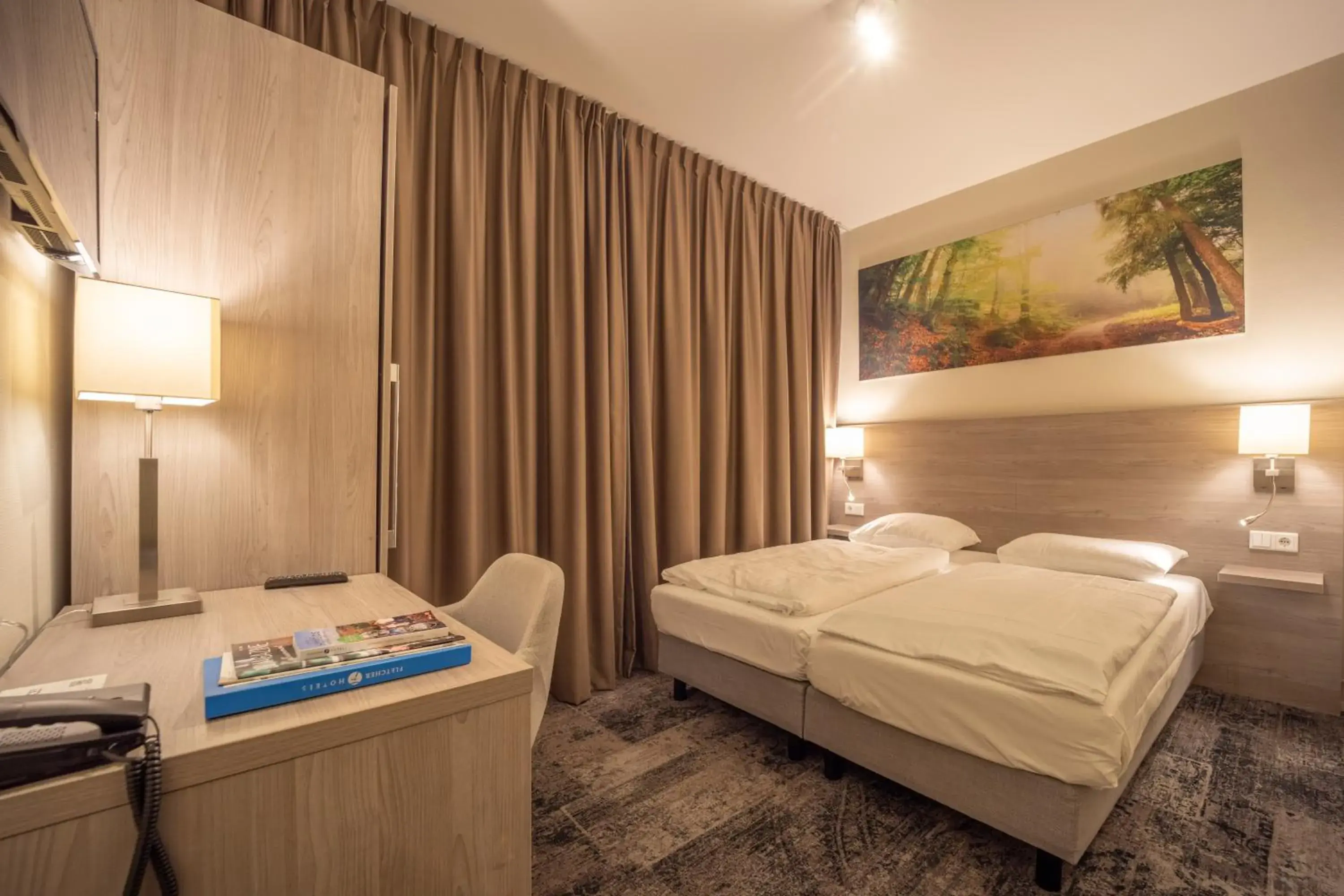 Comfort Double Room in Fletcher Hotel Restaurant De Geulvallei Comfort Double Room in Fletcher Hotel Restaurant De Geulvallei