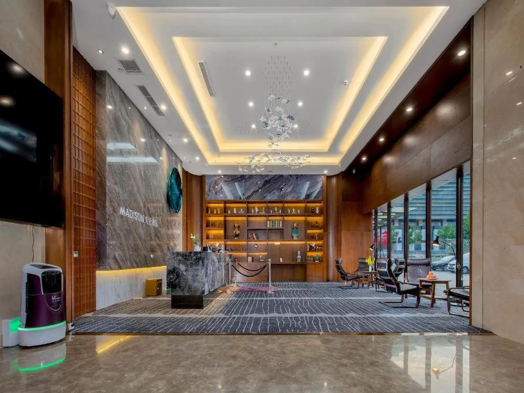 Madison Hotel Weihai Railway Station