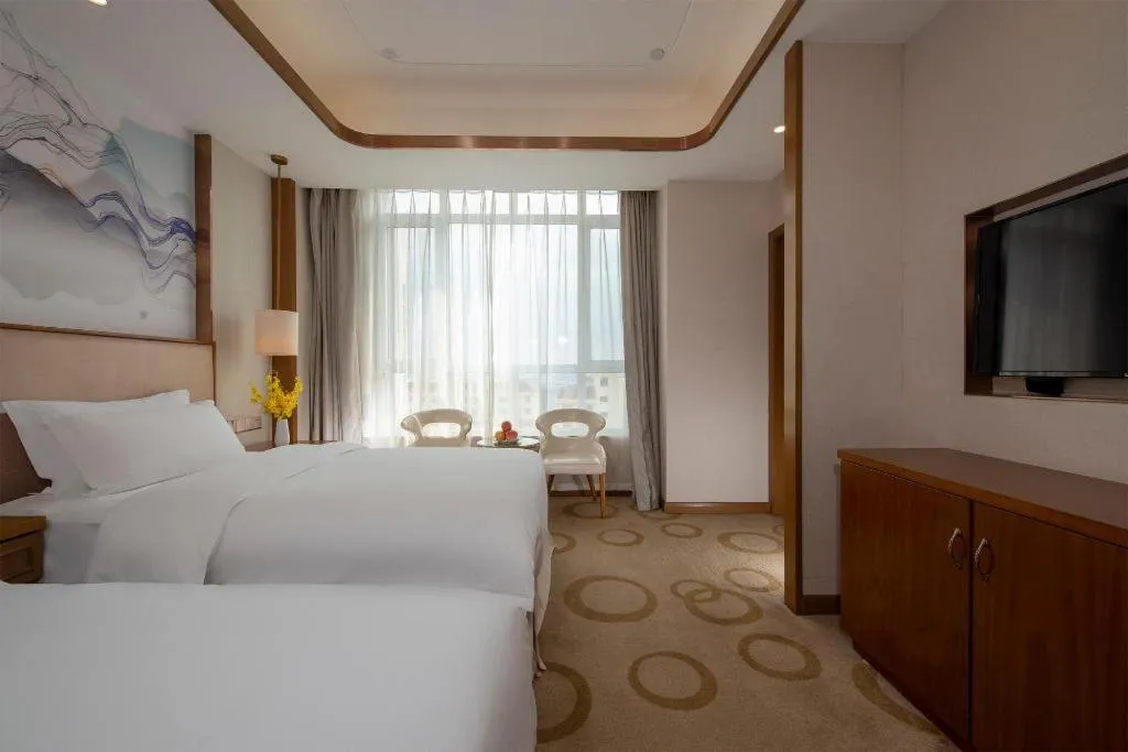 Madison Hotel Weihai Railway Station