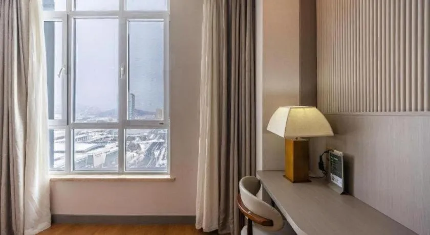 Madison Hotel Weihai Railway Station