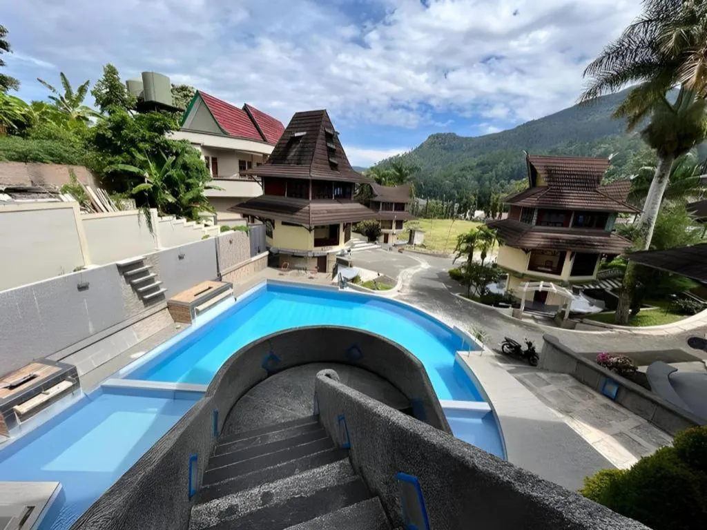 Sapadia Hotel Parapat