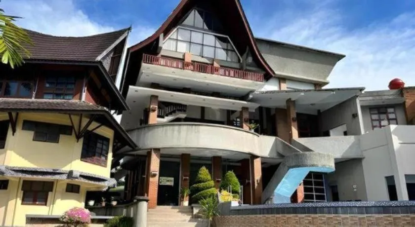 Sapadia Hotel Parapat