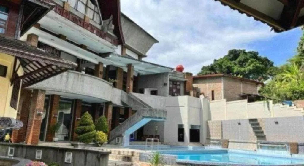 Sapadia Hotel Parapat