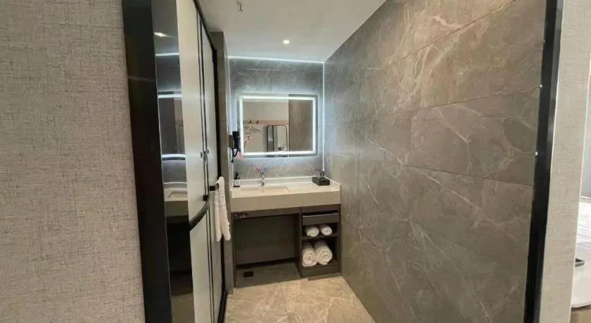 Thank Hotel Shandong Linyii Pingyi County Commerce and Trade City