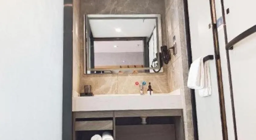 Thank Hotel Shandong Linyii Pingyi County Commerce and Trade City