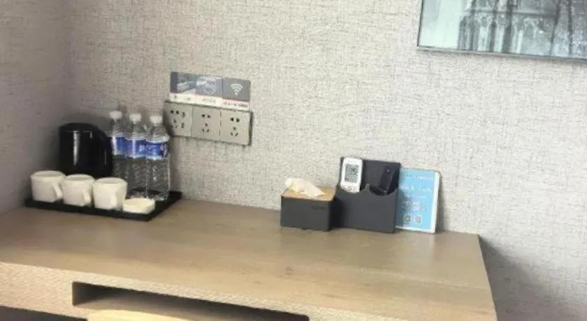 Thank Hotel Shandong Linyii Pingyi County Commerce and Trade City