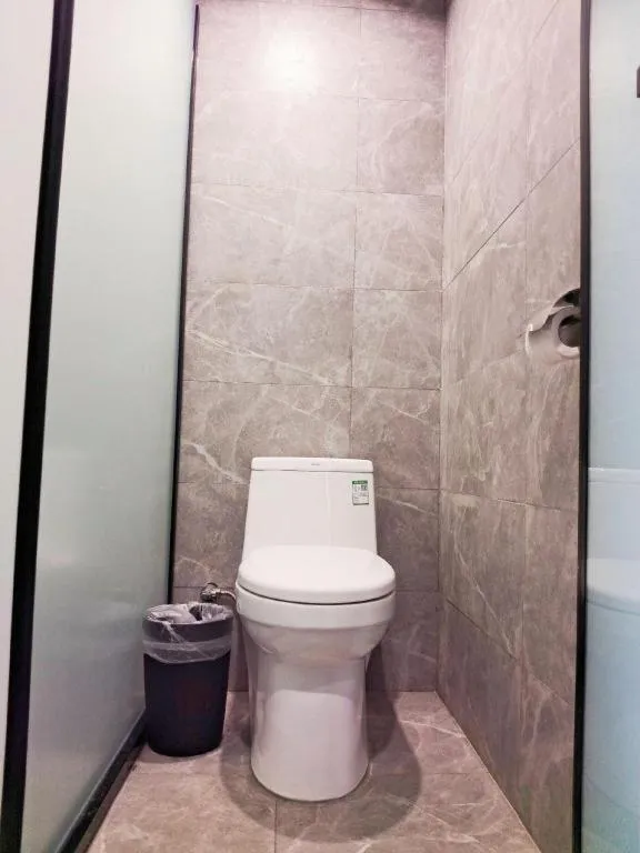 Thank Hotel Shandong Linyii Pingyi County Commerce and Trade City