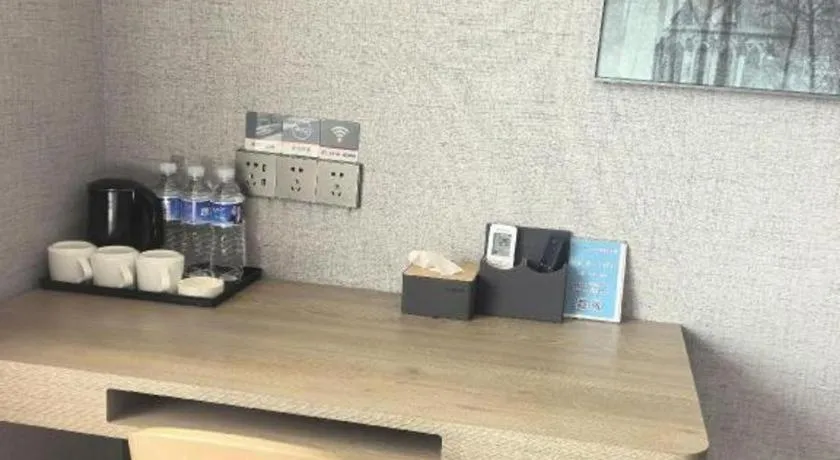 Thank Hotel Shandong Linyii Pingyi County Commerce and Trade City