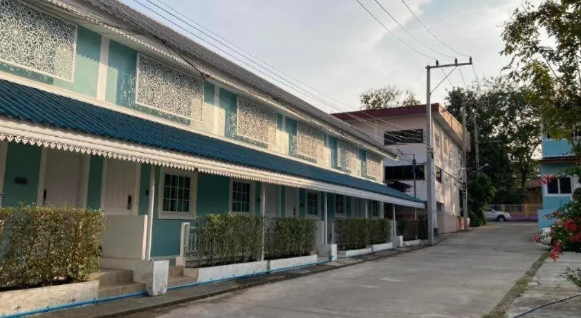 Thong Prachok Hotel