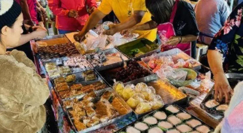 Niwtara Place Lom Sak Hotel