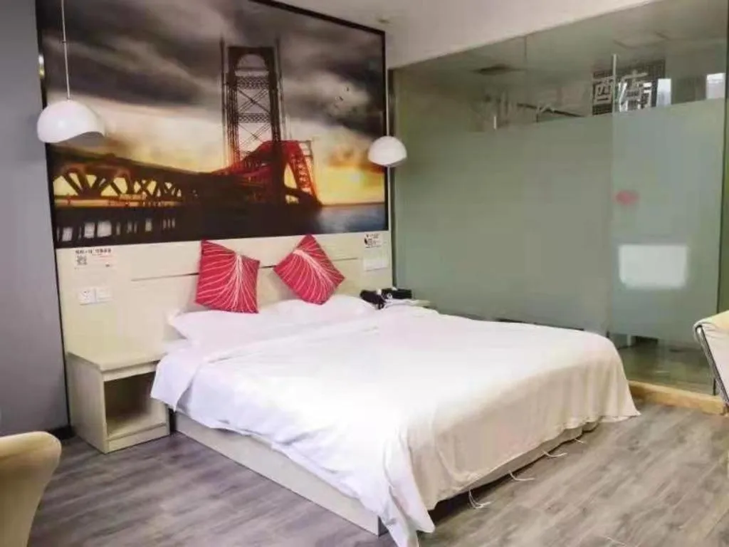 Bed in Thank Hotel Guizhou Longli County Lanban Street Pedestrian Street