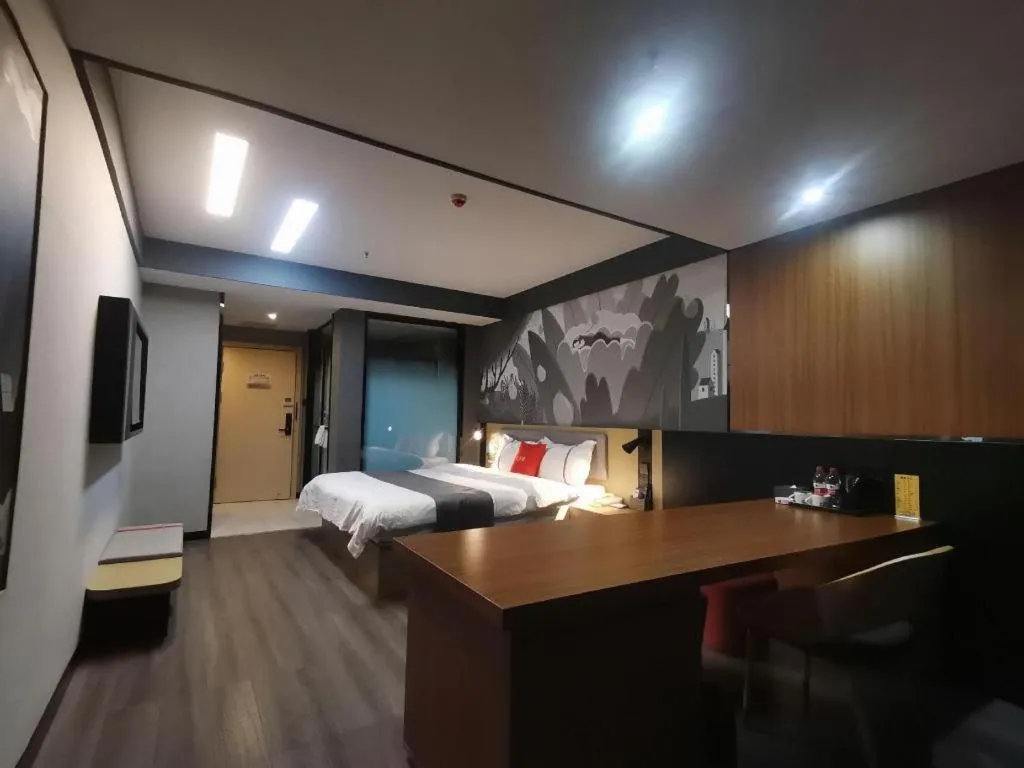 Bed in Thank Hotel Shanxi Lvliang Zhongyang County North Fengcheng Street