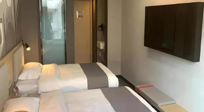 Bed in Thank Hotel Shanxi Lvliang Zhongyang County North Fengcheng Street