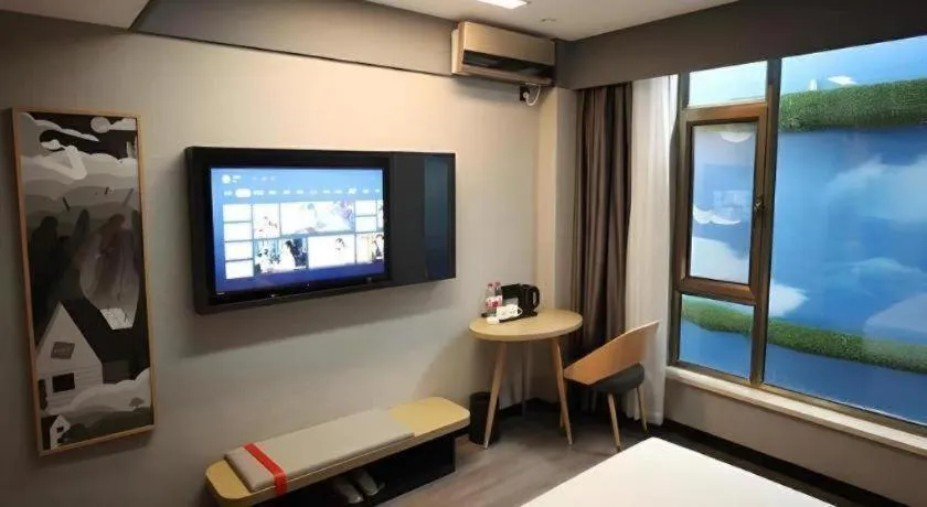 Bed in Thank Hotel Shanxi Lvliang Zhongyang County North Fengcheng Street