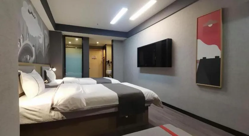 Bed in Thank Hotel Shanxi Lvliang Zhongyang County North Fengcheng Street