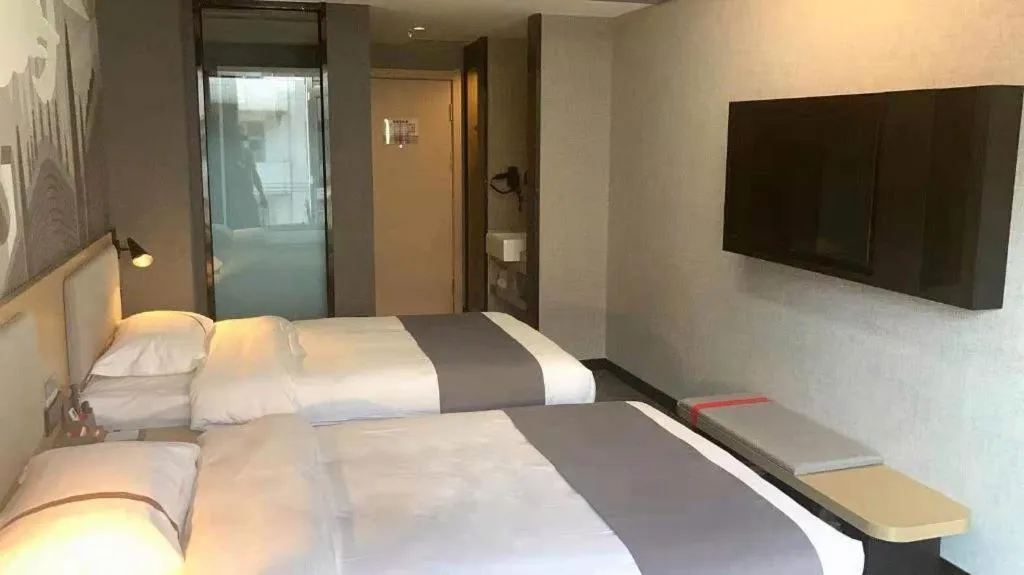 Bed in Thank Hotel Shanxi Lvliang Zhongyang County North Fengcheng Street