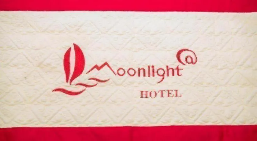 Khách sạn Moonlight Hotel - Mặt biển Hải Tiến