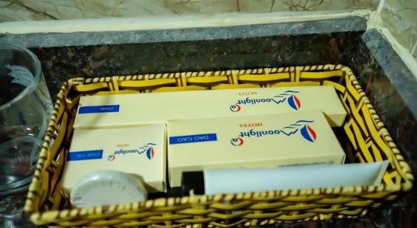 Khách sạn Moonlight Hotel - Mặt biển Hải Tiến