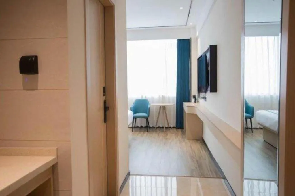 Bed in City Comfort Inn Luzhou Jiangyang District Wancheng International