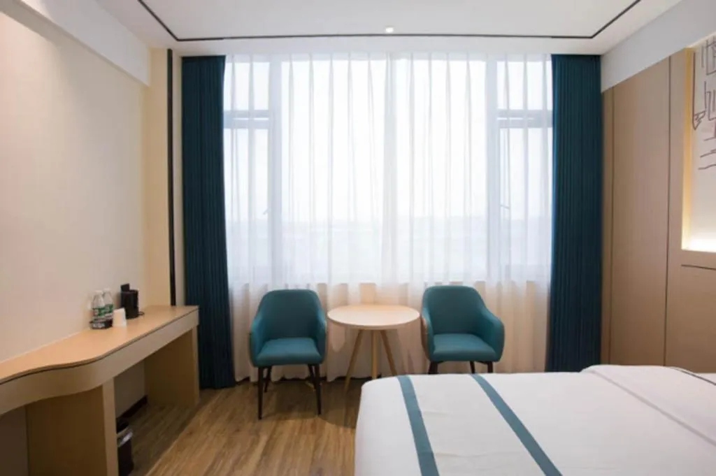 Bed in City Comfort Inn Luzhou Jiangyang District Wancheng International