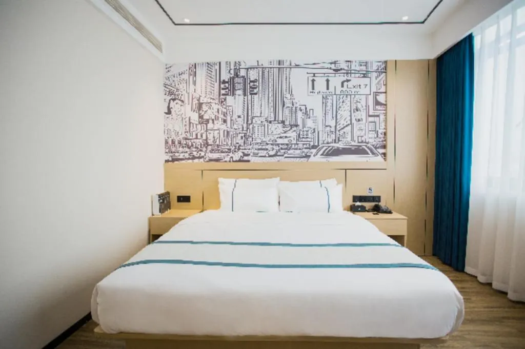 Bed in City Comfort Inn Luzhou Jiangyang District Wancheng International