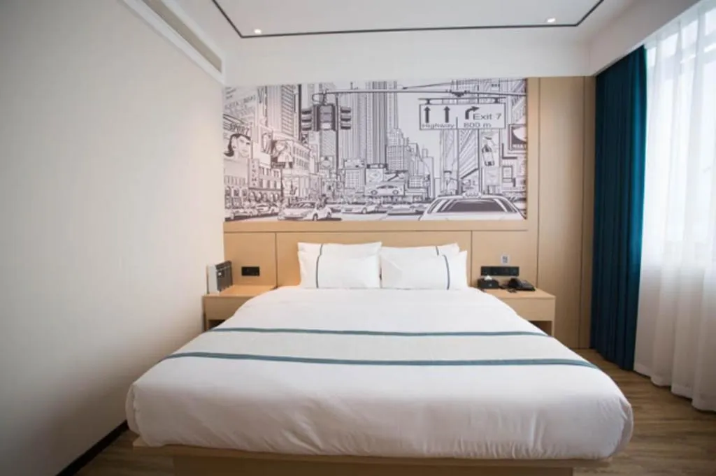 Bed in City Comfort Inn Luzhou Jiangyang District Wancheng International